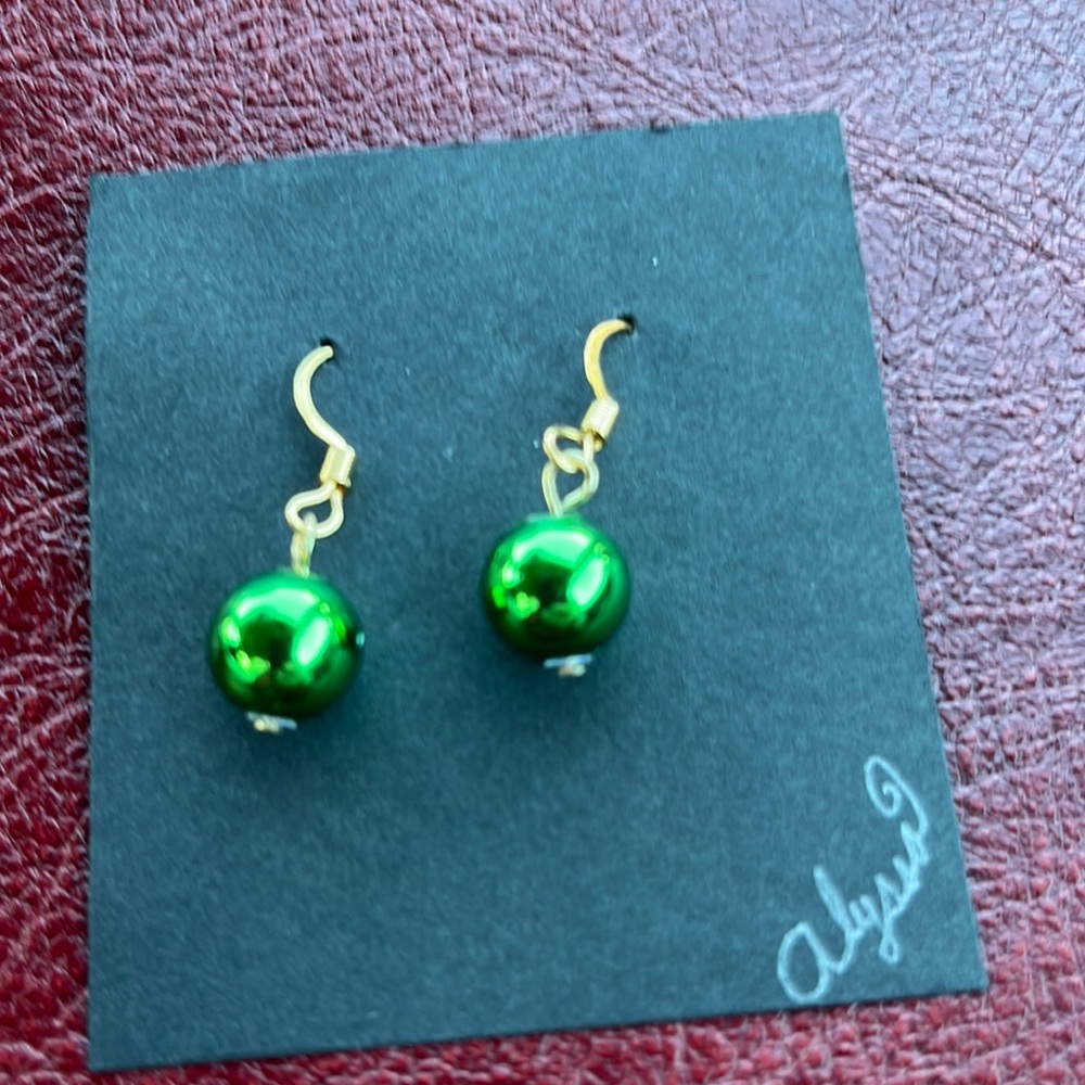 Christmas ornament earrings- green